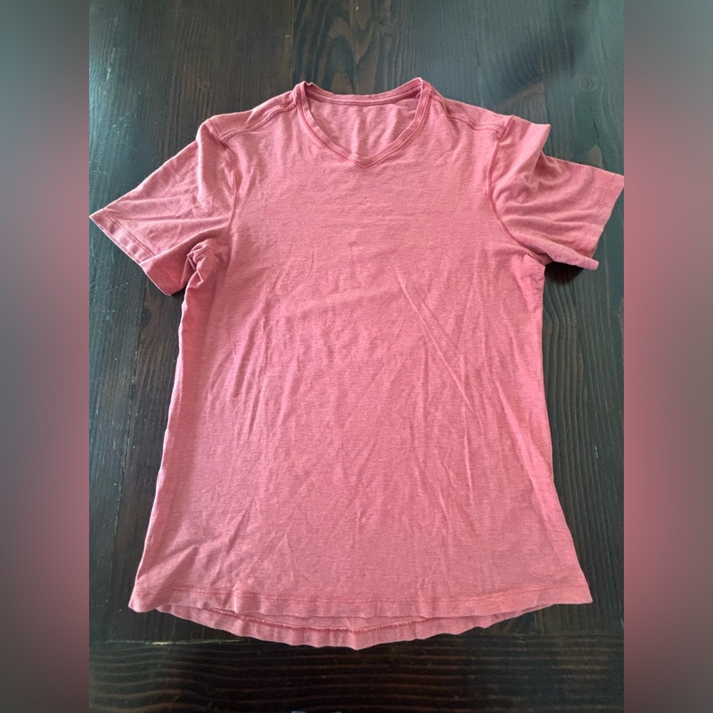 Lululemon | T-Shirt | Medium